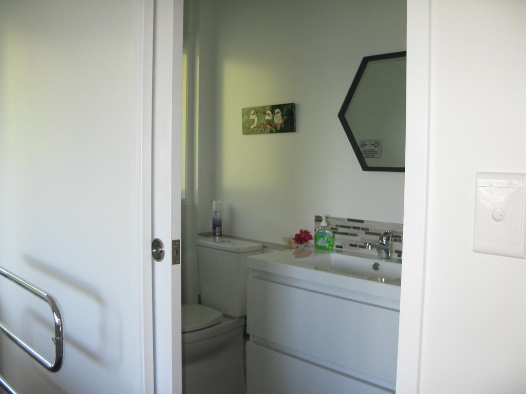 Bay View Retreat Apartment Whangarei Heads المظهر الخارجي الصورة